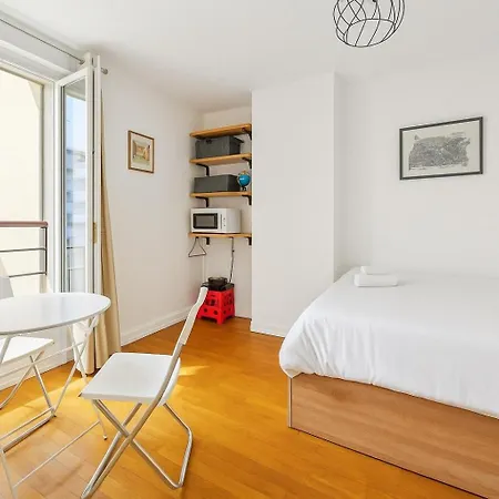 Apartment L'insoupconne Paris